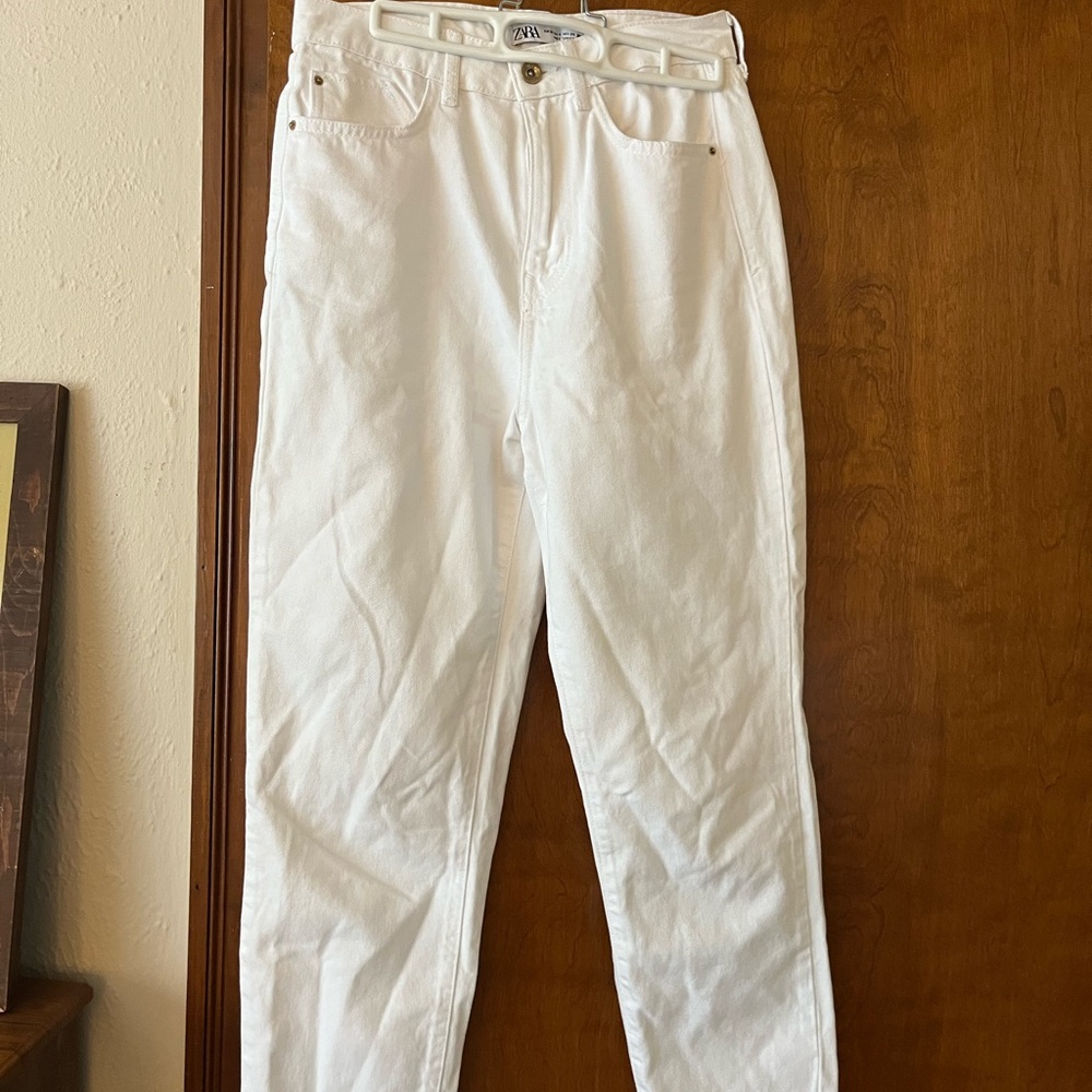 Zara White High-Rise Jeans